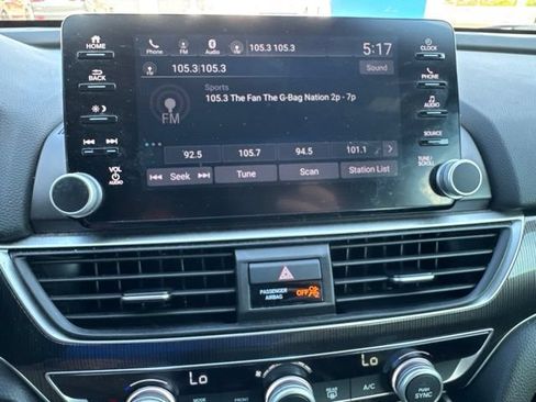 Used 2018 Honda Accord Sport image 13