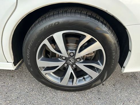 Used 2022 Honda Odyssey Touring image 9