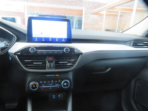 Used 2020 Ford Escape SEL AWD/4WD image 34