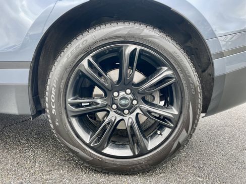 Used 2020 Land Rover Range Rover Velar S image 10