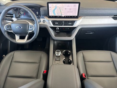 New 2026 Ford Explorer Active w/ Active Comfort Package image 14