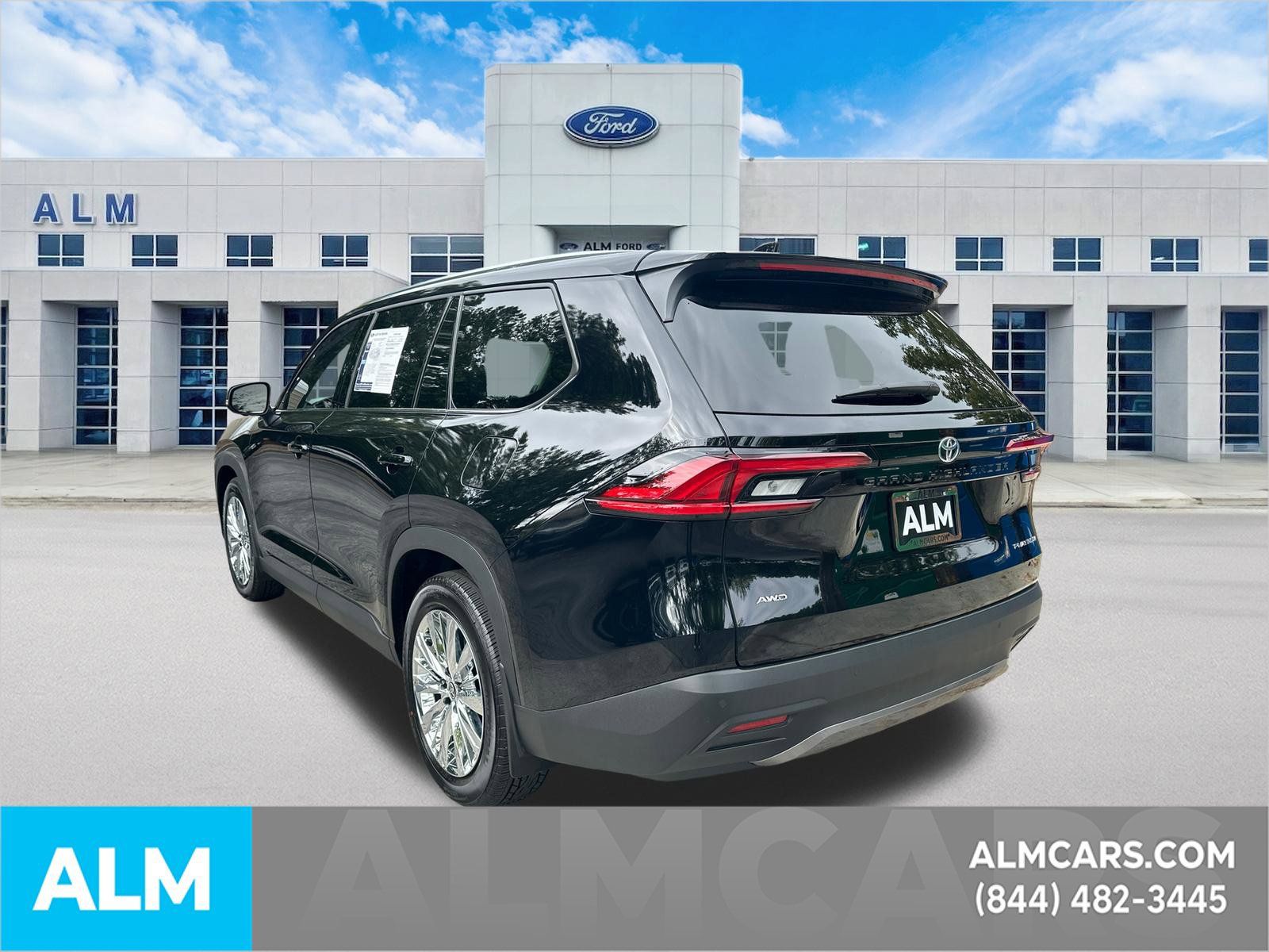 Used 2026 Toyota Grand Highlander AWD image 8