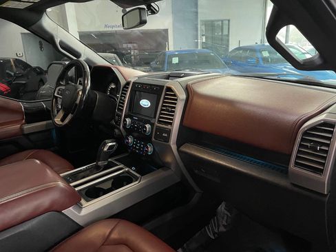 Used 2019 Ford F150 Platinum w/ Equipment Group 701A Luxury image 35