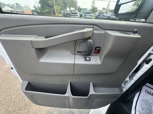 Used 2023 Chevrolet Express 2500 w/ Driver Convenience Package image 21