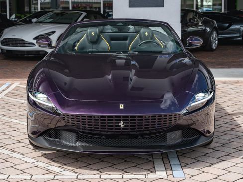 Used 2025 Ferrari Roma Spider RWD image 41