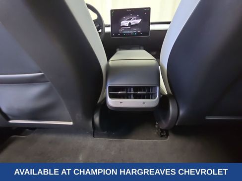 Used 2022 Tesla Model 3 Long Range image 29
