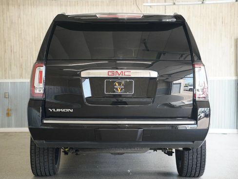 Used 2016 GMC Yukon Denali w/ Open Road Package RWD image 9