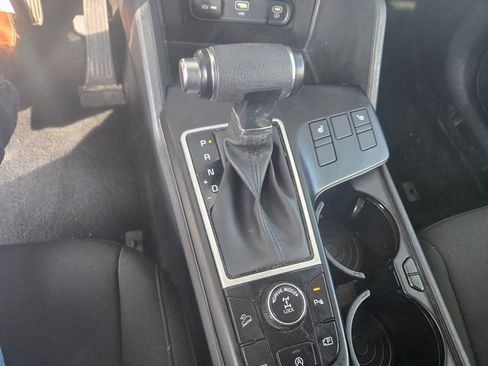 Used 2025 Kia Sportage LX AWD/4WD image 11