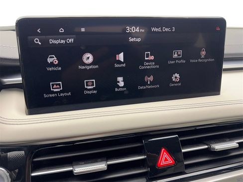 Used 2025 Genesis G70 2.5T image 62