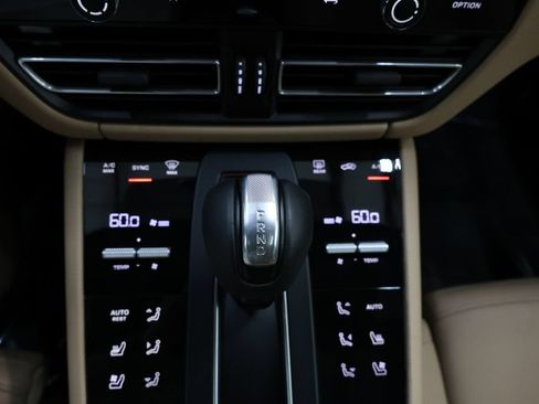 Used 2025 Porsche Macan S AWD/4WD image 73