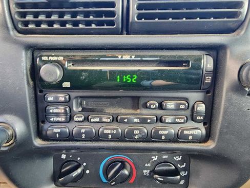 Used 2002 Ford Ranger 2WD SuperCab image 17