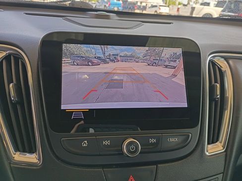 Used 2019 Chevrolet Malibu Premier w/ Sun and Wheel Package image 14