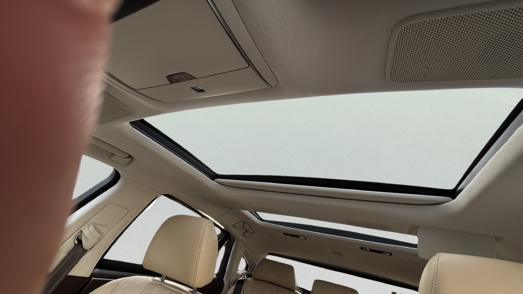 Used 2019 Lexus LS 500 AWD w/ Luxury Package image 21