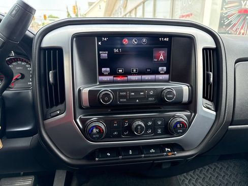 Used 2015 GMC Sierra 1500 SLE w/ SLE Value Package AWD/4WD image 9
