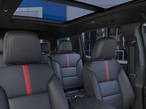 New 2026 Chevrolet Traverse RS w/ LPO, Cargo Package FWD image 24