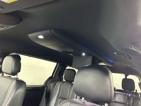 Used 2017 Dodge Grand Caravan GT image 10