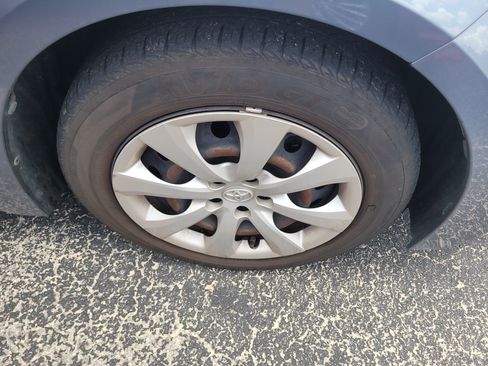 Certified 2022 Toyota Corolla LE FWD image 9