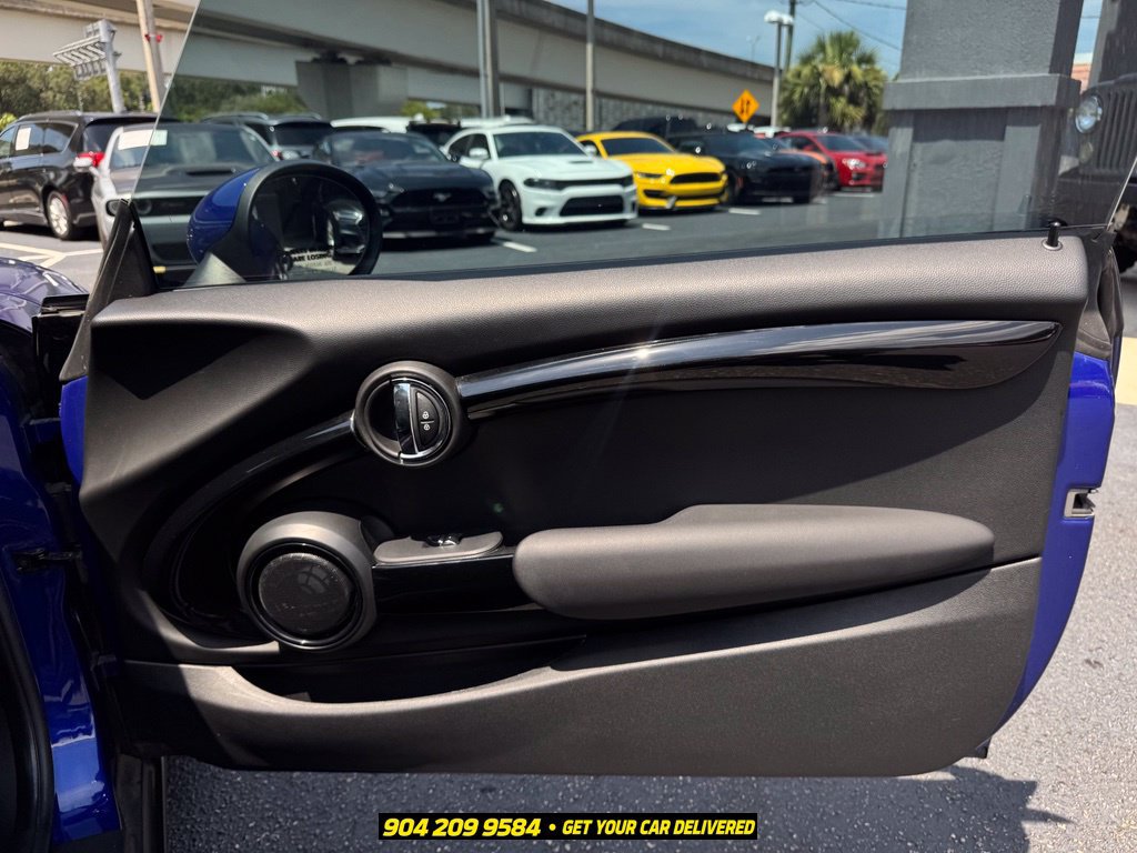 Used 2019 MINI Cooper S w/ Premium Package FWD image 29