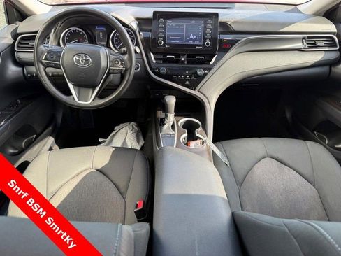 Used 2023 Toyota Camry LE w/ Convenience Package FWD image 13