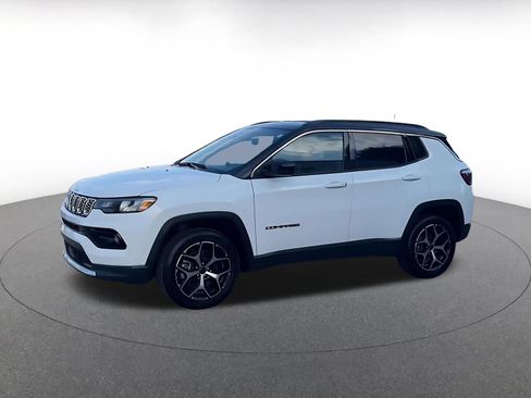 Used 2025 Jeep Compass Limited AWD/4WD image 8