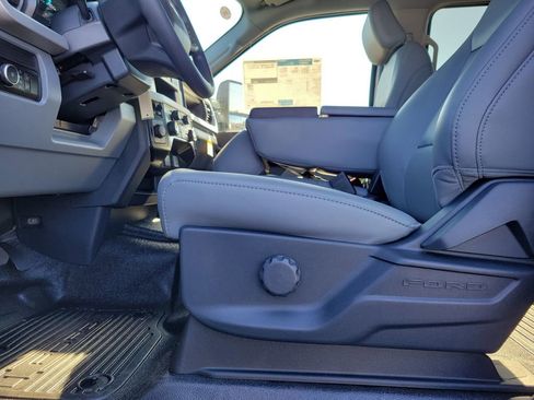 New 2026 Ford F450 XL image 17