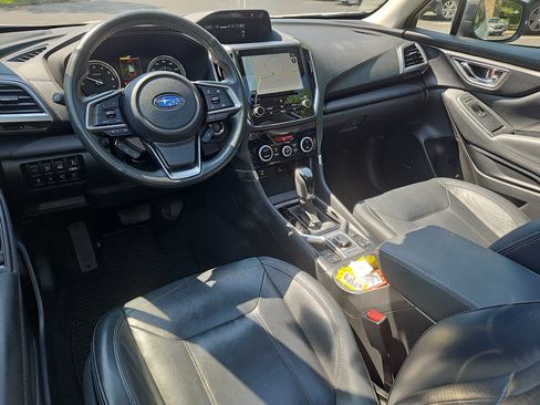 Certified 2023 Subaru Forester Touring AWD/4WD image 3