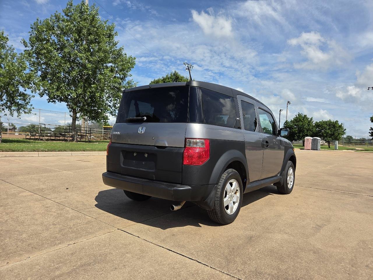 Used 2005 Honda Element EX image 24