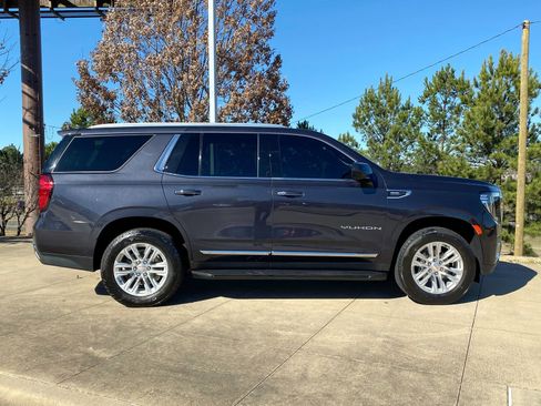 Used 2023 GMC Yukon SLT image 7