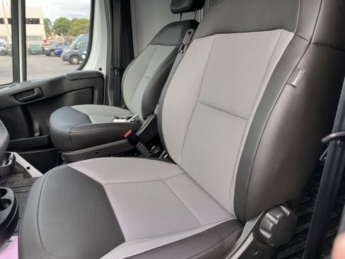 Used 2025 RAM ProMaster 3500 w/ Safety Group image 11