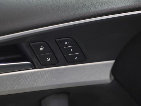 Used 2017 Audi A4 2.0T Premium w/ Audi MMI Navigation Plus image 23