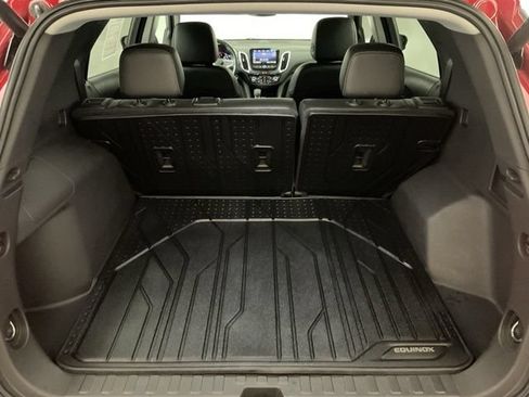 Used 2022 Chevrolet Equinox Premier AWD/4WD image 35