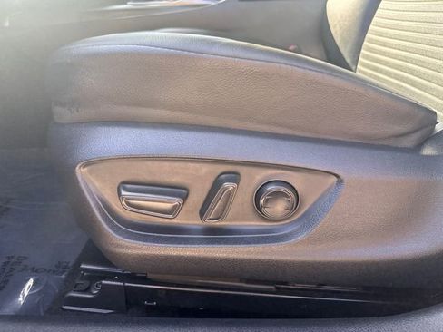 Certified 2023 Toyota Camry SE image 40