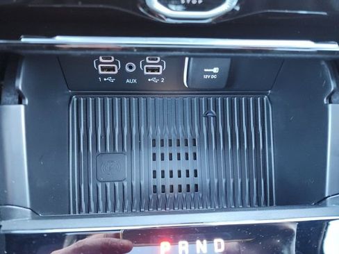 New 2026 Jeep Grand Cherokee Altitude image 9