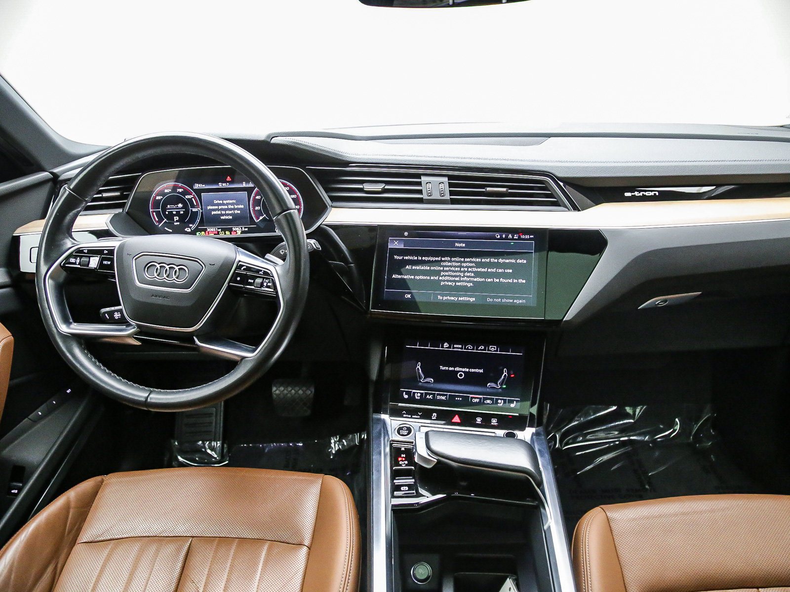 Certified 2024 Audi Q8 e-tron Premium Plus AWD/4WD image 13