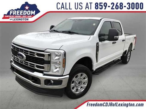 Used 2024 Ford F250 XLT image 1