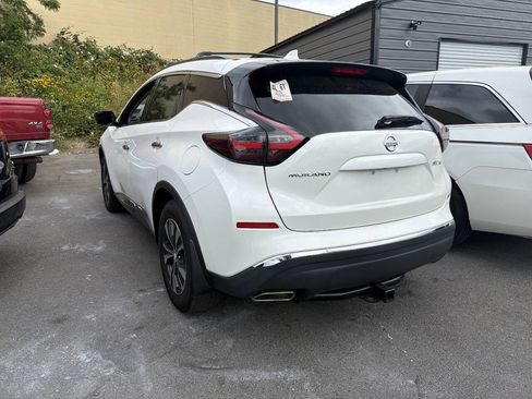 Used 2019 Nissan Murano SV AWD/4WD image 2