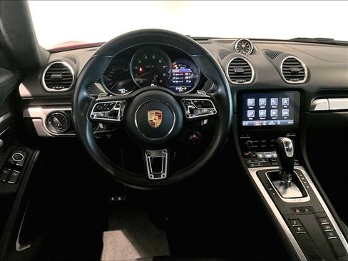 Used 2024 Porsche 718 Cayman GTS image 16