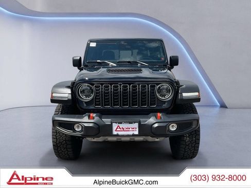 Used 2026 Jeep Gladiator Mojave w/ Safety Group AWD/4WD image 8