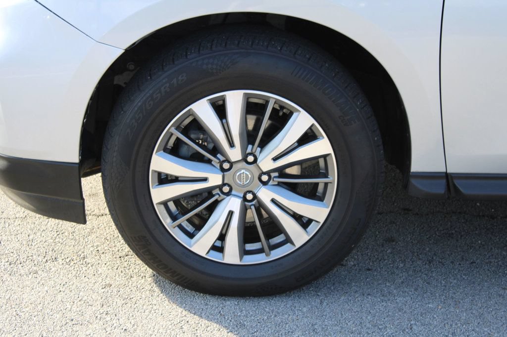 Used 2020 Nissan Pathfinder SL FWD image 29