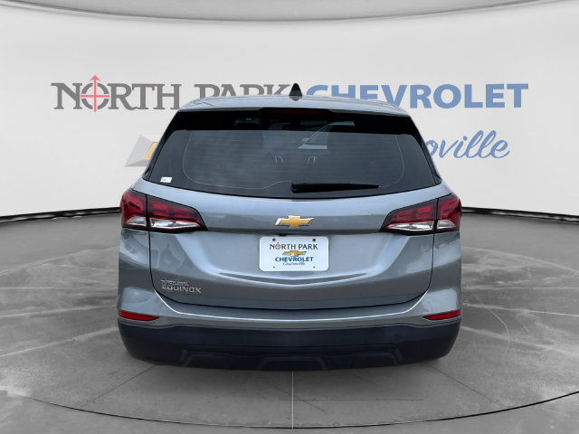 Used 2024 Chevrolet Equinox LS FWD image 4