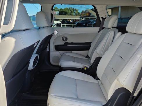 New 2026 Hyundai Palisade Calligraphy FWD image 17