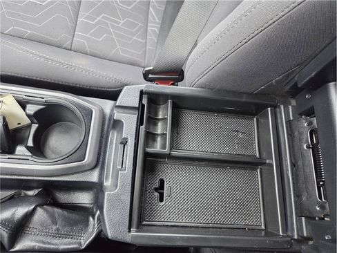 Used 2018 Toyota Tacoma TRD Off-Road w/ Technology Package image 23