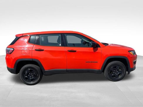 Used 2018 Jeep Compass Sport AWD/4WD image 6