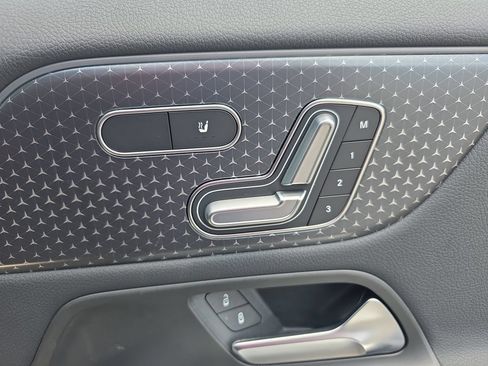 Certified 2026 Mercedes-Benz GLA 250 4MATIC image 17
