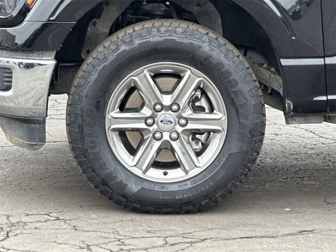 Used 2025 Ford F150 XLT image 9