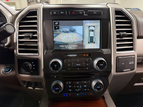 Used 2017 Ford F350 King Ranch w/ King Ranch Ultimate Package AWD/4WD image 22