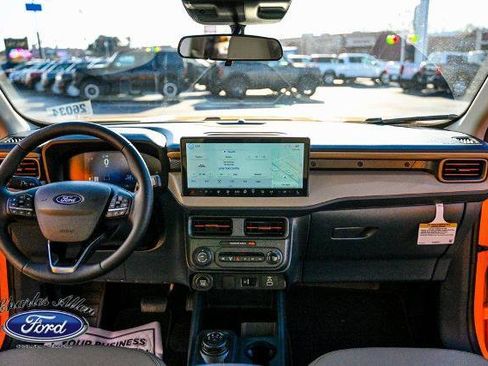 New 2026 Ford Maverick Lariat AWD/4WD image 13