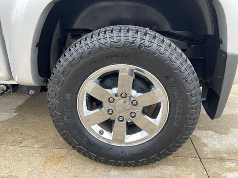 Used 2012 GMC Canyon SLT image 17