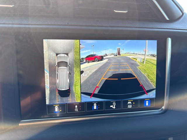 Used 2022 GMC Yukon XL Denali w/ Denali Premium Package RWD image 20
