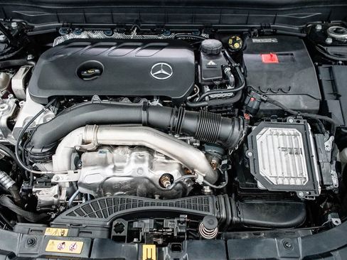 Used 2026 Mercedes-Benz GLB 250 image 27